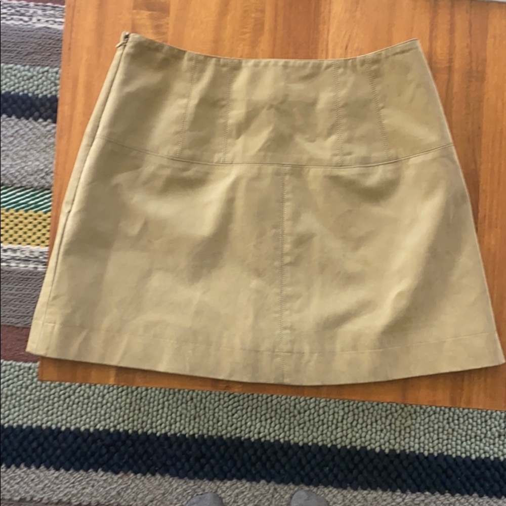 Cute beige skirt